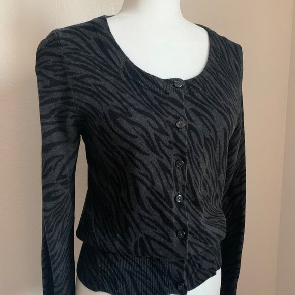 GAP Grey and Black Zebra Animal Print Buttoned Cardigan M - Picture 2 of 9